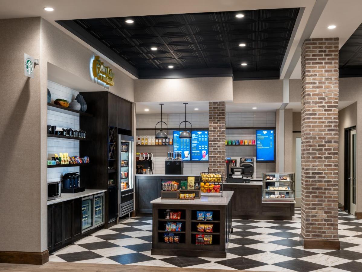 Delta Hotels By Marriott Wichita Falls Convention Center Extérieur photo