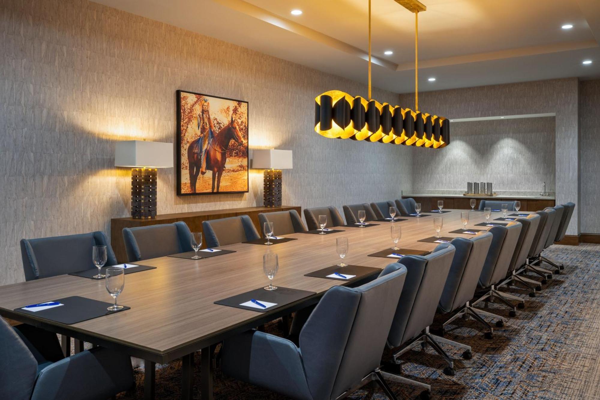Delta Hotels By Marriott Wichita Falls Convention Center Extérieur photo