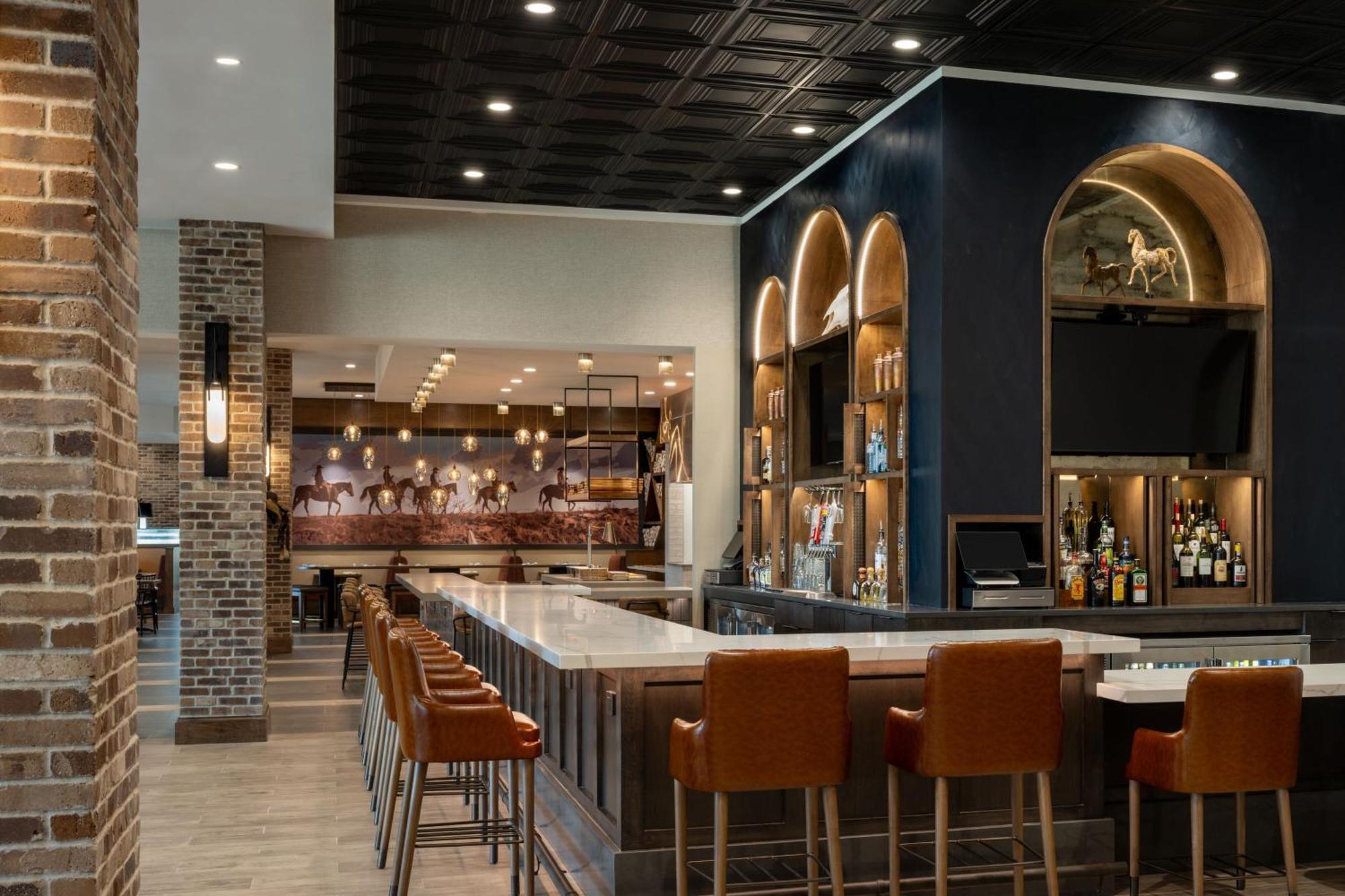 Delta Hotels By Marriott Wichita Falls Convention Center Extérieur photo