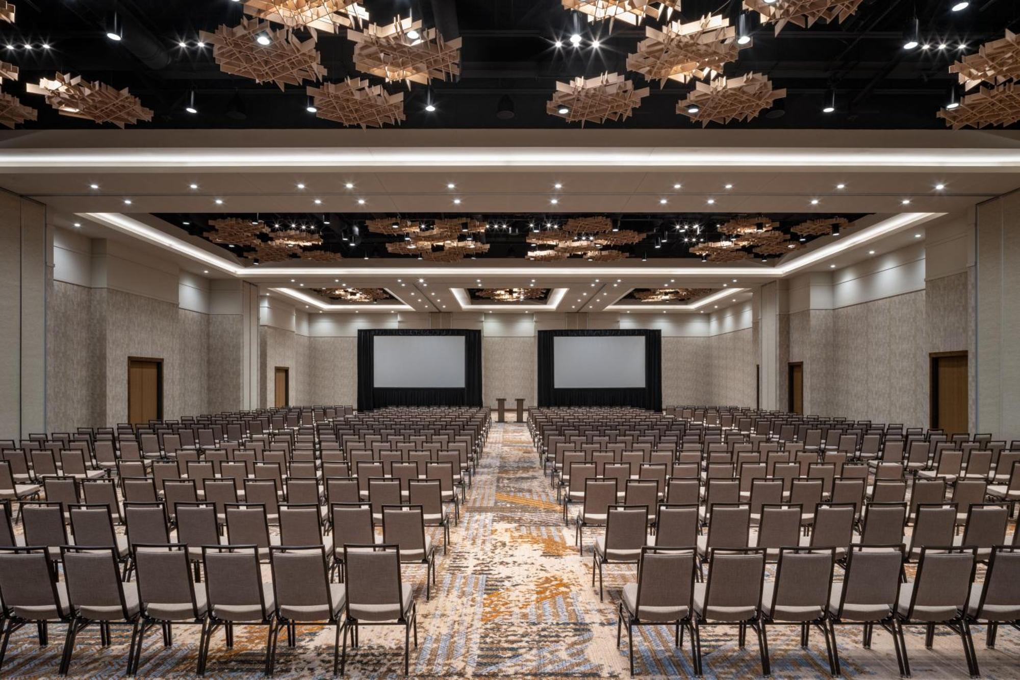 Delta Hotels By Marriott Wichita Falls Convention Center Extérieur photo