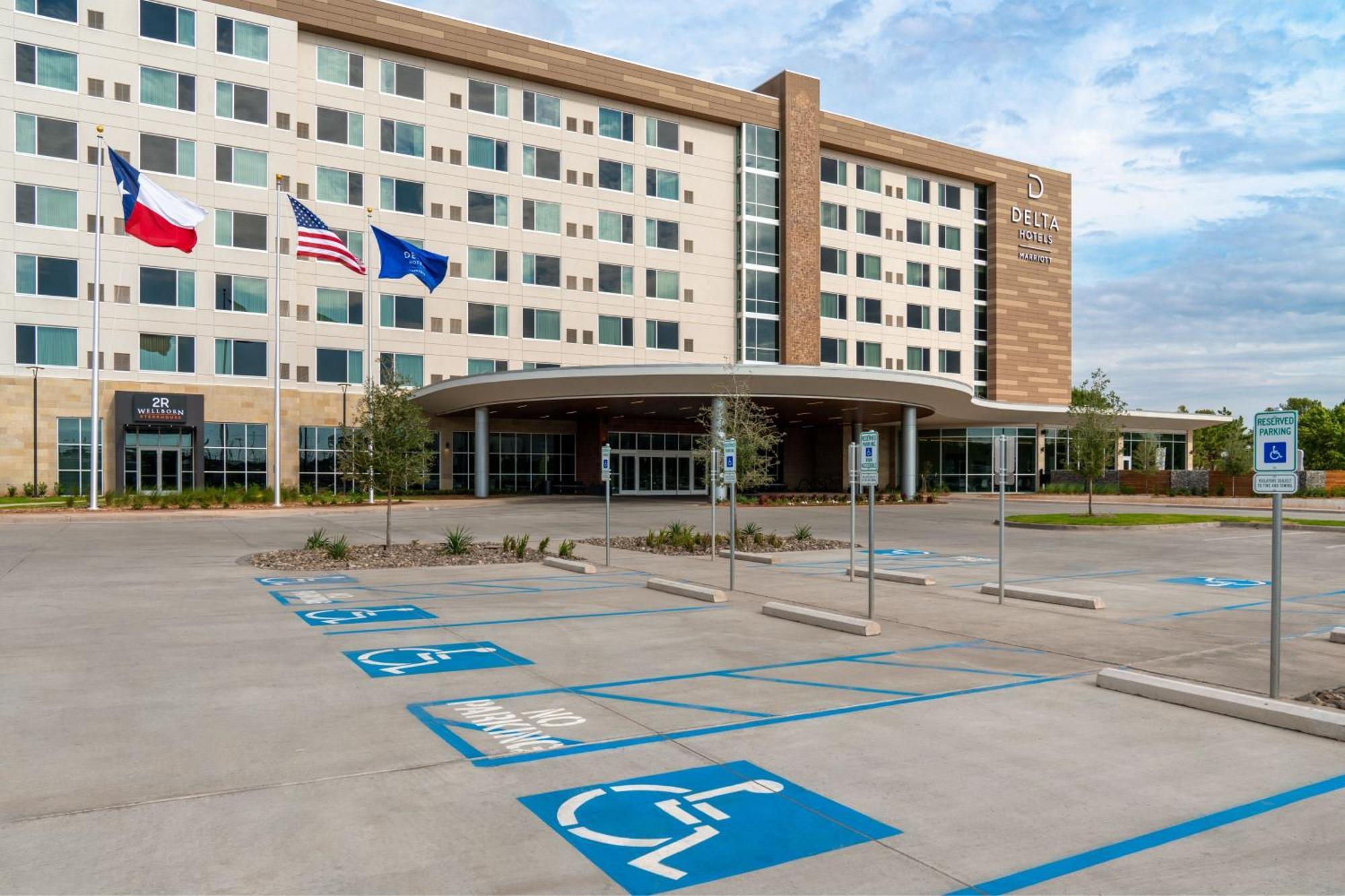 Delta Hotels By Marriott Wichita Falls Convention Center Extérieur photo
